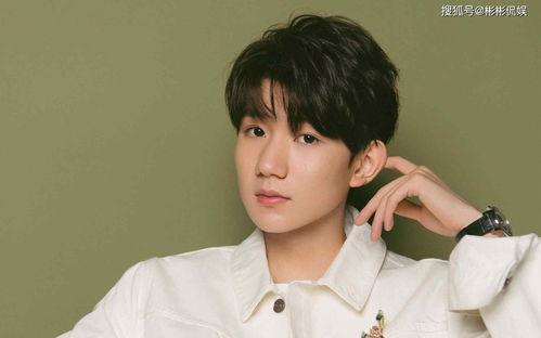 王源吃瓜假瓜图片大全