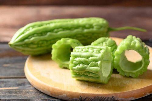 顺藤吃瓜图片大全