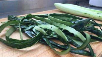 吃蛇瓜削皮吗,蛇瓜食用前的削皮技巧揭秘