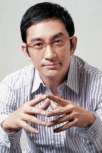 吴启华吃日本瓜,品尝地道日本瓜果的甜蜜时光