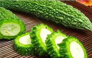 进屋吃瓜,进屋吃瓜的温馨时光