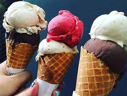 呆瓜吃雪糕,甜蜜与欢笑的回忆