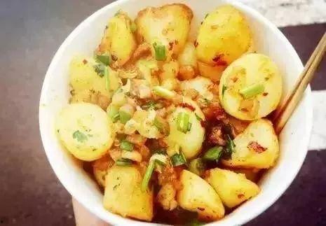 麻瓜吃土豆,土豆的多样魅力与烹饪艺术