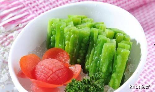 凉瓜两吃,夏日清爽美食新体验