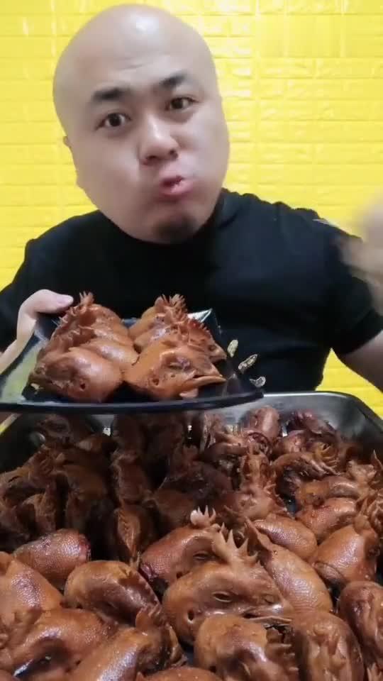 刘大瓜吃鸡头,揭秘娱乐圈的另类美食传奇