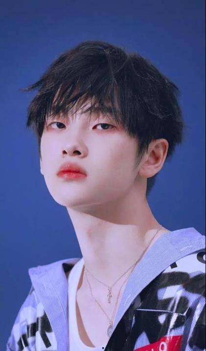 我们相爱吧周震南吃瓜,揭秘我们相爱吧背后的甜蜜与争议