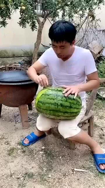 吃瓜要吐皮,揭秘娱乐圈的甜蜜与苦涩