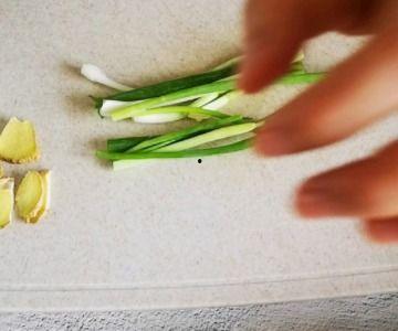 吃虾后能吃哈密瓜吗,揭秘吃虾后为何不宜立即食用哈密瓜