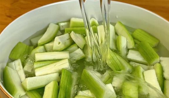 c吃瓜网,c吃瓜网带你领略明星幕后故事