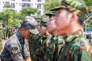 军训吃瓜吃晚了